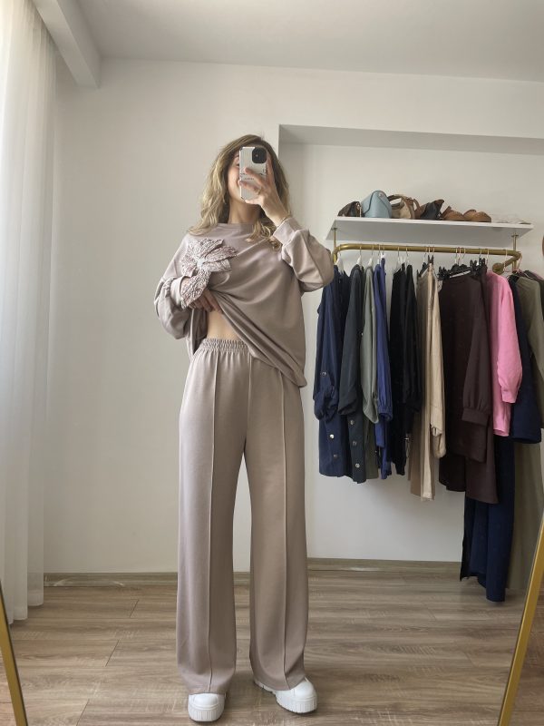 Gül Detay Luxury Takım Krem - Görsel 2