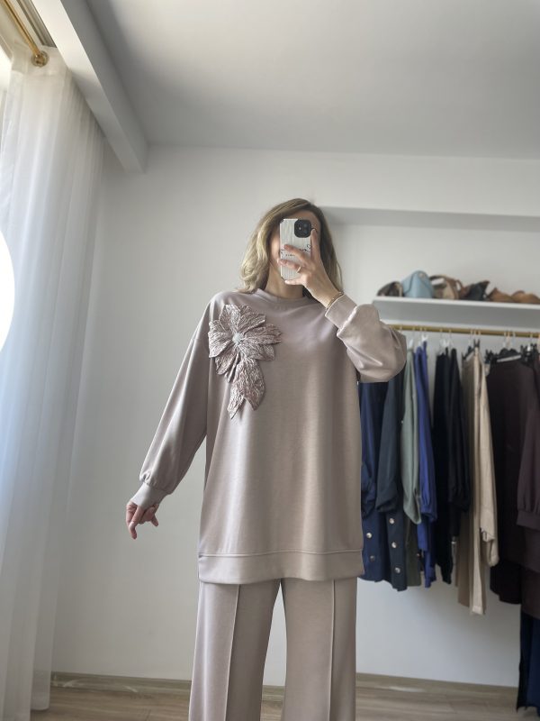 Gül Detay Luxury Takım Krem - Görsel 3